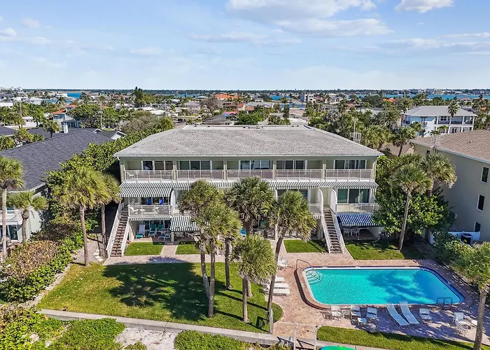 Beachfront Bliss - Outdoor Pool - Sleeps 10